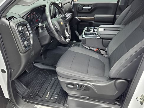 Used 2021 Chevrolet Silverado 1500 LT AWD/4WD image 13