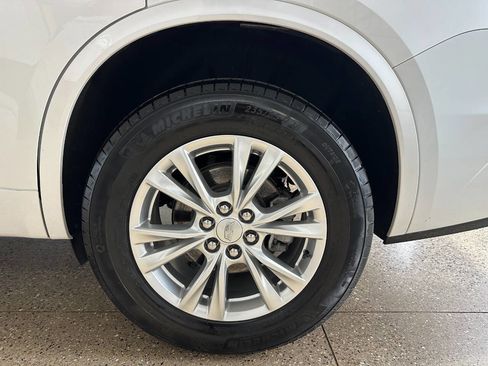 Used 2024 Cadillac XT6 Luxury w/ LPO, Floor Liner Package image 9