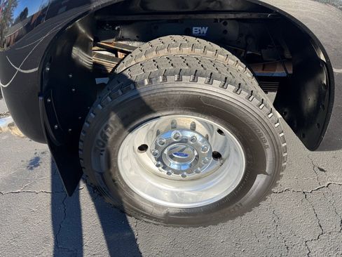 Used 2015 Ford F450 Platinum image 13