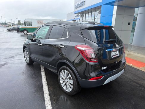 Used 2019 Buick Encore Preferred FWD image 2