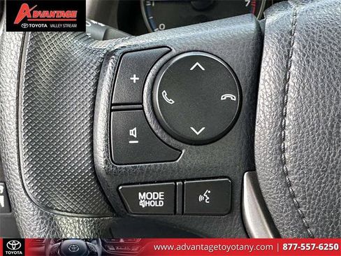 Certified 2018 Toyota RAV4 LE image 23