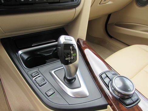 Used 2014 BMW 335i Sedan RWD image 14