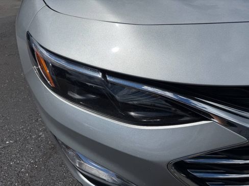 Used 2019 Chevrolet Malibu LS FWD image 4