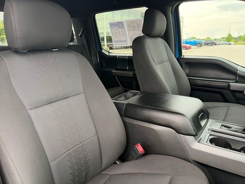 Used 2019 Ford F150 XLT w/ Equipment Group 302A Luxury AWD/4WD image 13