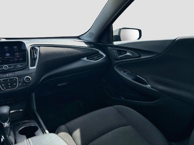 Used 2024 Chevrolet Malibu LT FWD image 22