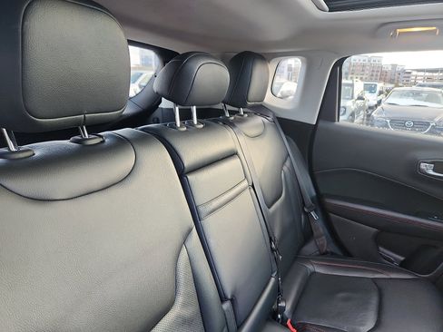 Used 2018 Jeep Compass Trailhawk w/ Leather Interior Group image 30