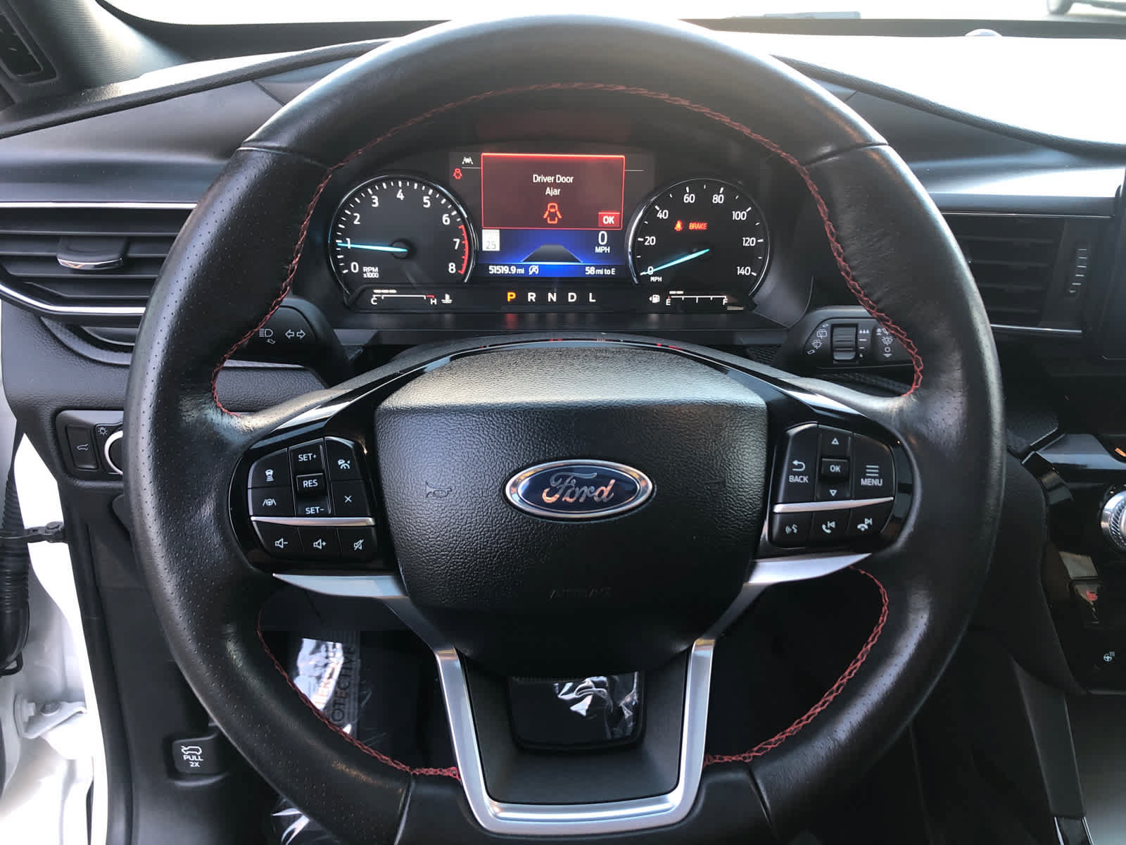 Used 2024 Ford Explorer ST-Line w/ Class IV Trailer Tow Package AWD/4WD image 9