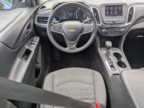 Used 2022 Chevrolet Equinox LT FWD image 4