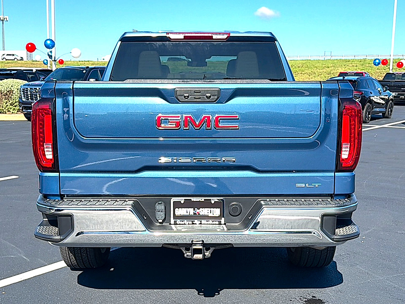 Used 2024 GMC Sierra 1500 SLT AWD/4WD image 7