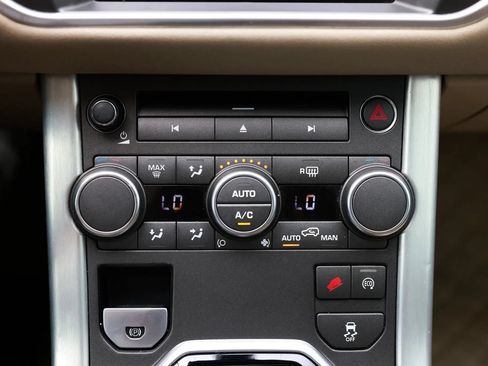 Used 2014 Land Rover Range Rover Evoque Pure Plus AWD/4WD image 34