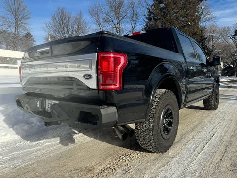 Used 2016 Ford F150 Platinum w/ Equipment Group 701A Luxury image 27