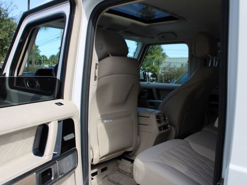 Certified 2020 Mercedes-Benz G 63 AMG 4MATIC image 26