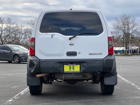 Used 2000 Nissan Xterra XE image 4