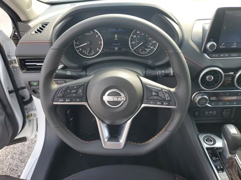 New 2025 Nissan Sentra SR w/ Trunk Package image 11