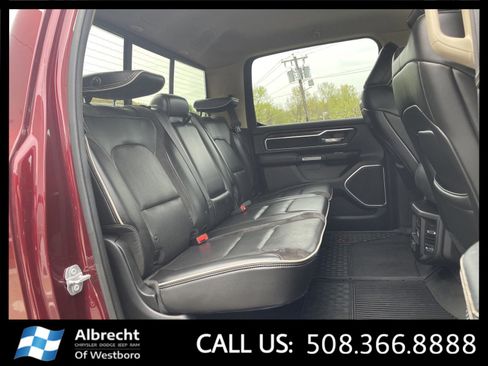 Used 2019 RAM 1500 Laramie AWD/4WD image 18