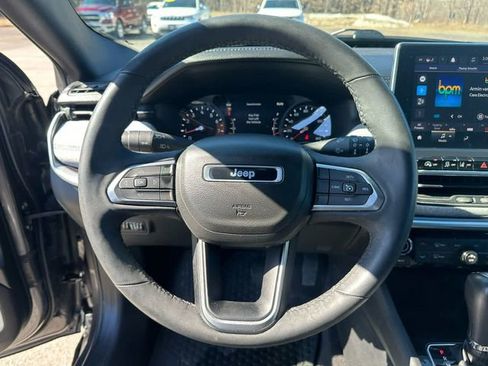 Used 2023 Jeep Compass Latitude w/ Convenience Group AWD/4WD image 12