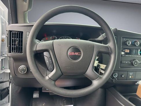 New 2026 GMC Savana 3500 w/ Power Convenience Package RWD image 15
