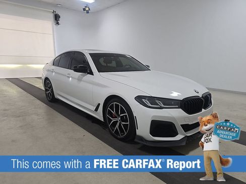 Used 2023 BMW 530i w/ M Sport Package RWD image 3