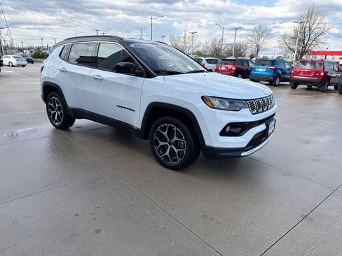 Used 2026 Jeep Compass Limited image 6