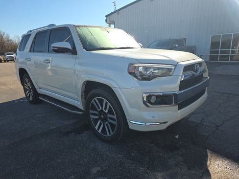 Used 2017 Toyota 4Runner Limited image 1