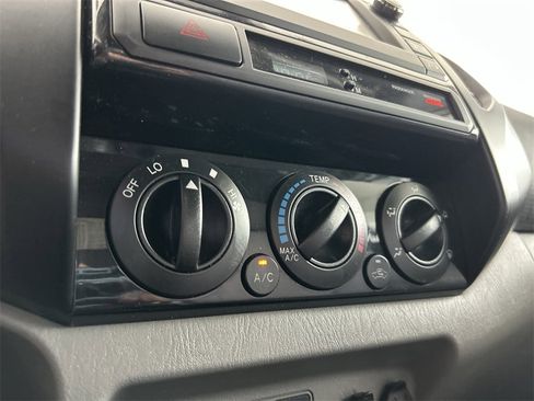 Used 2013 Toyota Tacoma Base image 26