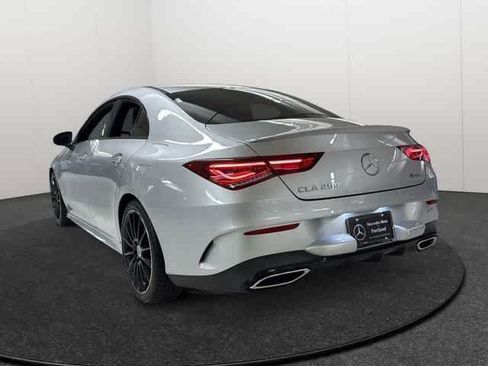 Used 2023 Mercedes-Benz CLA 250 4MATIC image 5