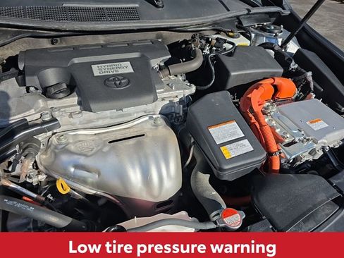 Used 2016 Toyota Camry LE image 12