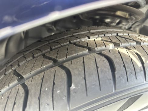 Certified 2021 Toyota Camry SE image 12