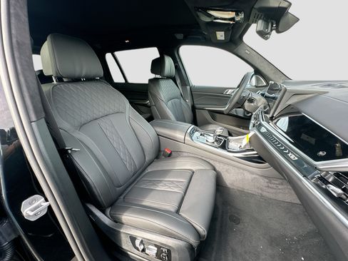 New 2026 BMW ALPINA XB7 AWD/4WD image 24