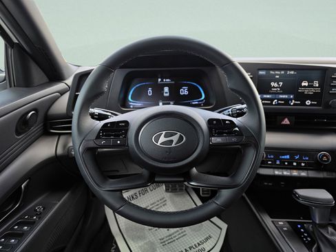 Used 2026 Hyundai Elantra Sport FWD image 16