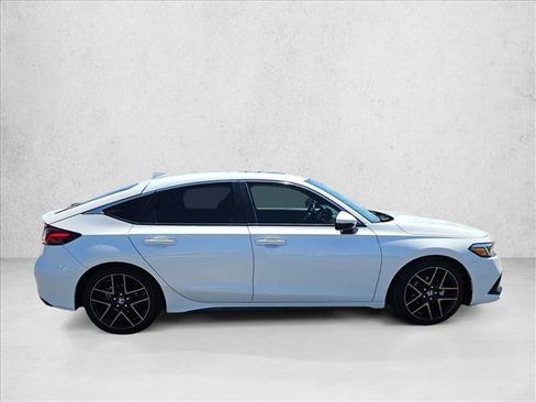 Used 2023 Honda Civic Sport Touring image 4