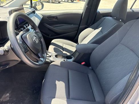Used 2024 Toyota Corolla LE FWD image 11