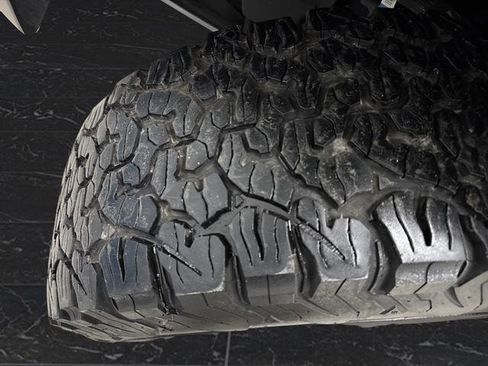 Used 2018 Ford F150 Raptor w/ Equipment Group 802A Luxury image 42