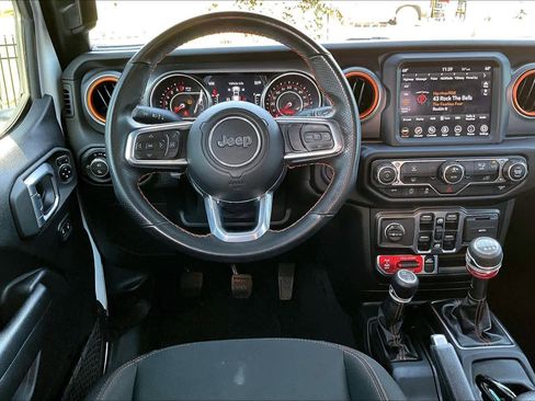 Used 2021 Jeep Gladiator Mojave image 6
