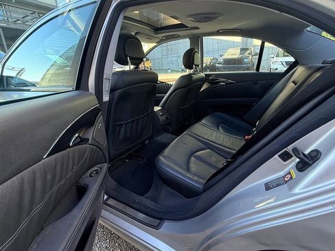Used 2004 Mercedes-Benz E 500 4MATIC Sedan image 14