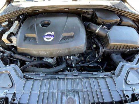 Used 2015 Volvo S60 T5 Premier image 9