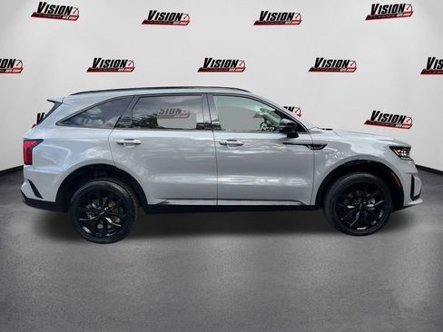 Used 2022 Kia Sorento SX image 4
