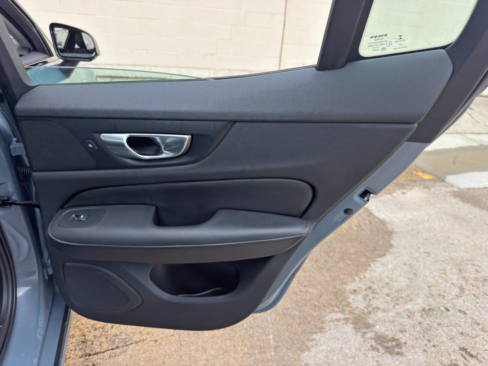 Used 2024 Volvo S60 B5 Plus AWD/4WD image 44