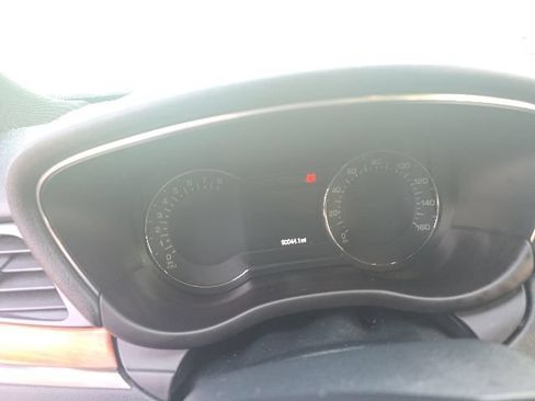 Used 2017 Lincoln MKC Reserve FWD image 6