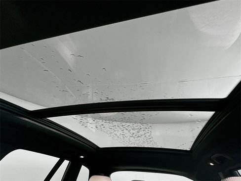 Used 2019 BMW X3 sDrive30i w/ Premium Package image 21