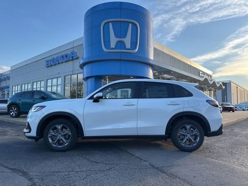 New 2027 Honda HR-V LX image 8