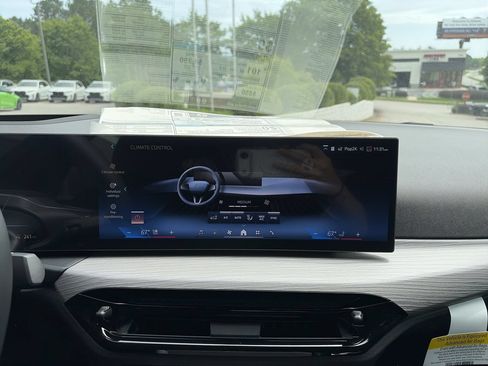 Used 2026 BMW i4 xDrive40i w/ Premium Package AWD/4WD image 27