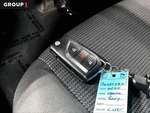 Used 2024 Toyota RAV4 LE image 15