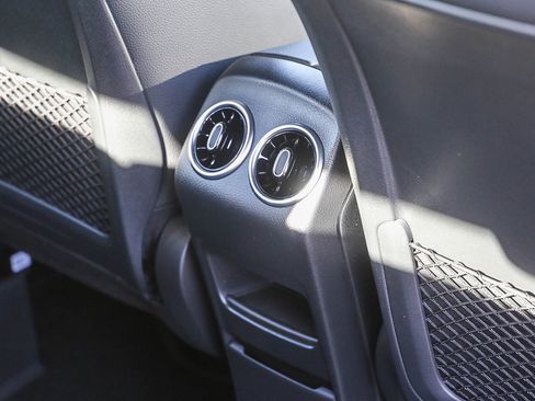 Used 2024 Mercedes-Benz GLA 35 AMG 4MATIC image 22