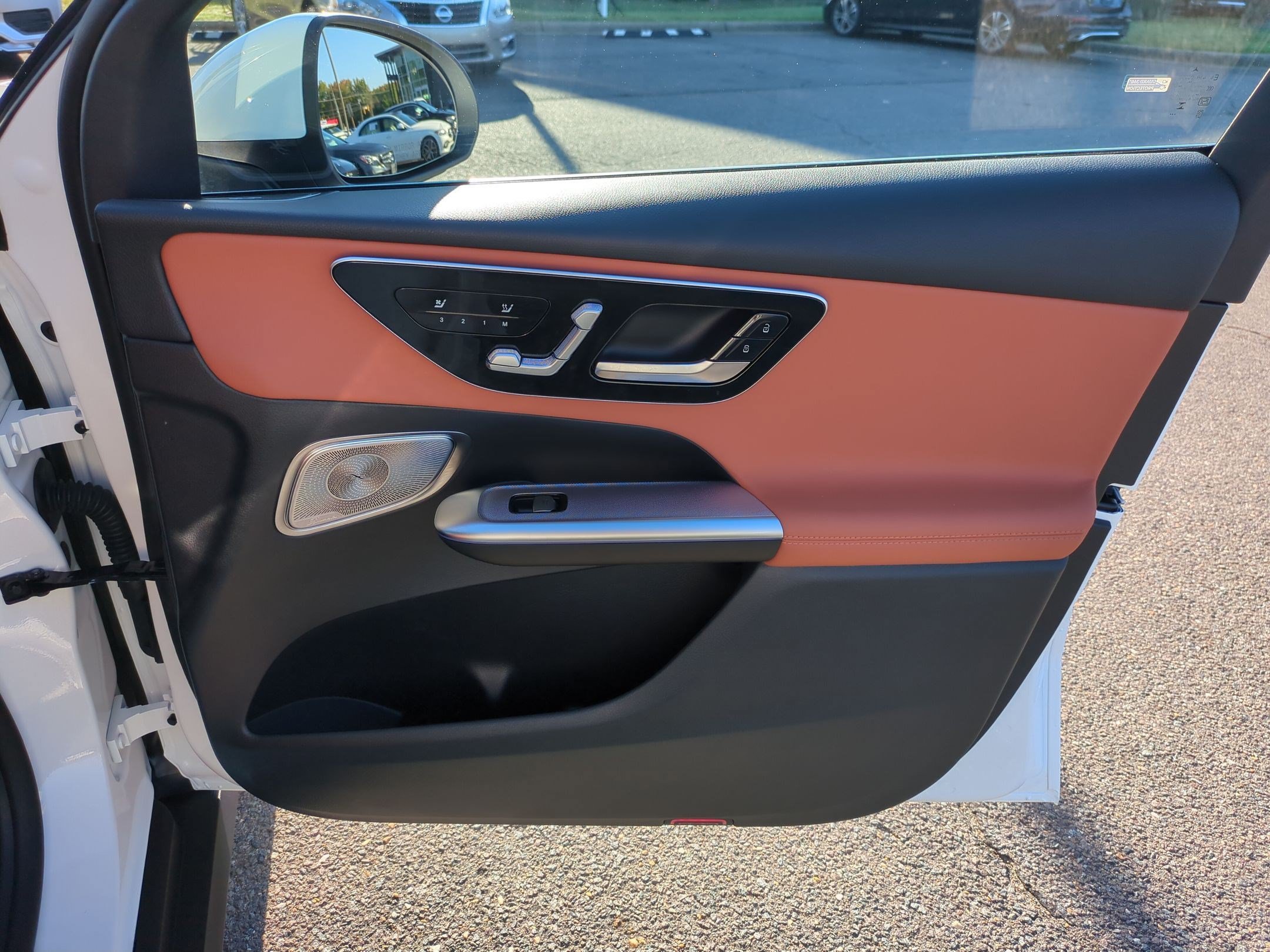 Certified 2026 Mercedes-Benz GLC 300 4MATIC image 35