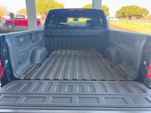 Used 2015 GMC Sierra 1500 SLE w/ SLE Value Package image 23