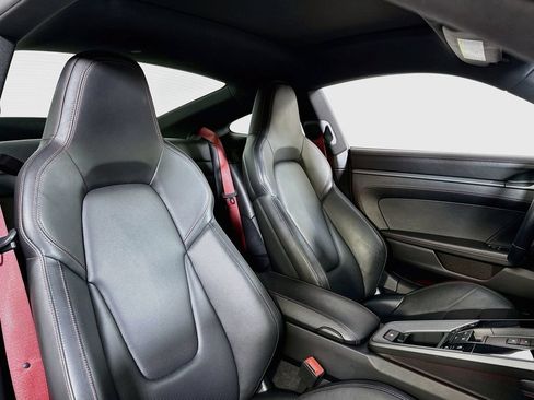 Certified 2022 Porsche 911 Carrera S RWD image 18