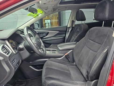Used 2019 Nissan Murano SV image 23