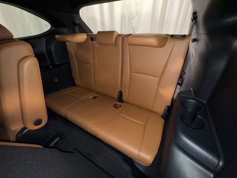 Used 2022 Toyota Highlander Platinum image 32