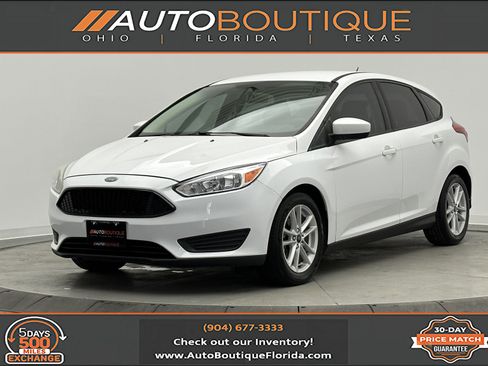 Used 2018 Ford Focus SE image 1